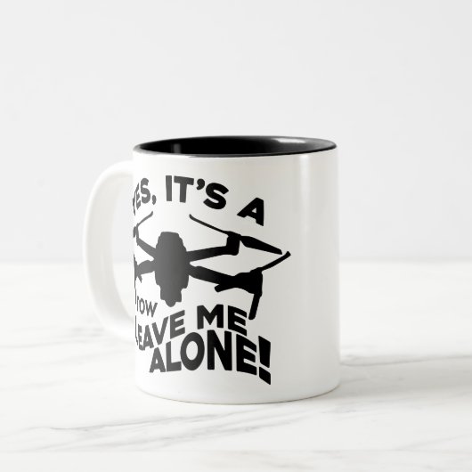 Funny Drone Pilot Small UAV remote pilot grafisch Tweekleurige Koffiemok (Voorkant links)