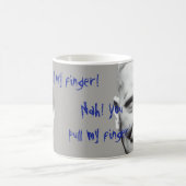 FUNNY DUELING GRANDPAS PULL MY FINGER GRANDPA MAGISCHE MOK (Center)