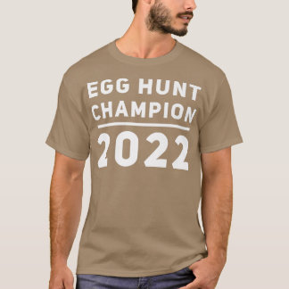 Funny Egg Hunt Champion 2022 New Dad Pregnancy Rev T-shirt