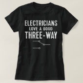 Funny Electricia voor mannen met drie richtingen v T-shirt (Design voorkant)