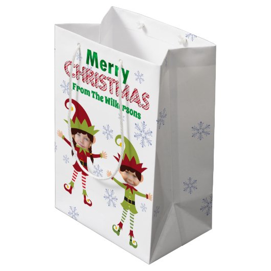 Funny Elves Aangepaste Kinder Foto's Vrolijk Kerst Medium Cadeauzakje (Achterkant Gekanteld)