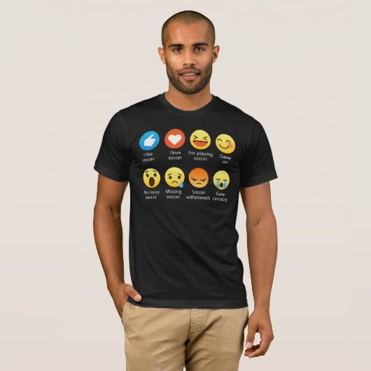 Funny Emoticon (emoji) I Love Soccer T-Shirt (Voorkant volledig)