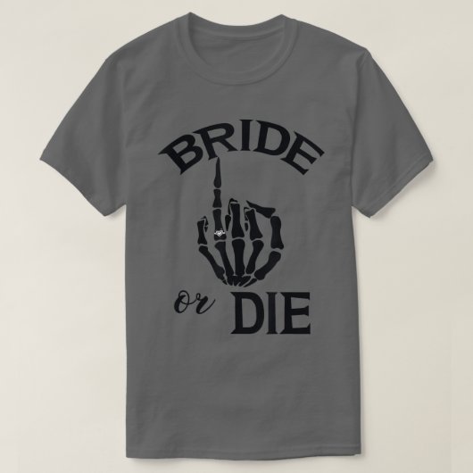 Funny Engaged Bride Skeleton Hand Wedding Ring for T-shirt (Design voorkant)