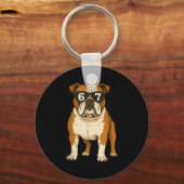 Funny English Bulldog Dog Sungles 67 Six Seven Mem Sleutelhanger (Voorkant)