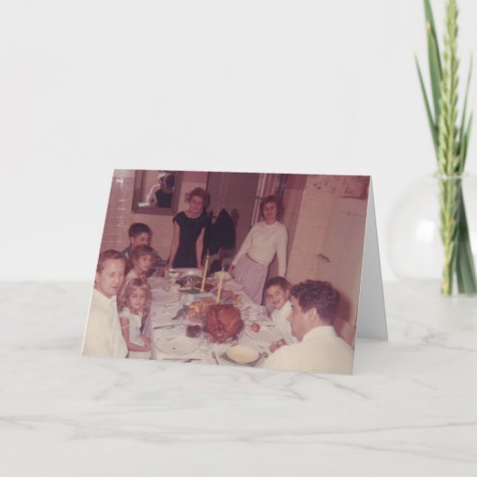 Funny Family bij Table Thanksgiving Kaart (Voorkant)