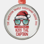 Funny Family Christmas Cruise Metalen Ornament (Voorkant)