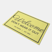 Funny Family Welkom | Moderne grijze gele stijl Deurmat (Schuin)