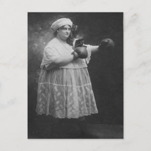  Funny Fat Woman Boxing Briefkaart