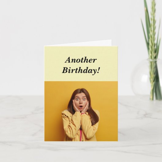 Funny Feminine Birthday Humor voor haar Kaart (Voorkant)