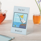 Funny fish pelican cartoon reclamebord met voetstuk (Insitu)