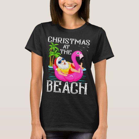 Funny Flamingo Float Santa Claus Christmas At The  T-shirt (Voorkant)