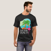 Funny Flamingo Flocking Around The Christmas Tree  T-shirt (Voorkant volledig)