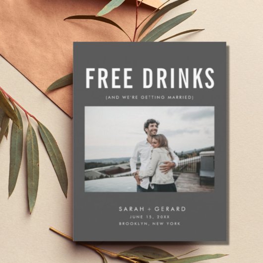 Funny Free Drinken Wedding Grey Save the Dates Aankondigingskaart