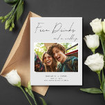 Funny Free Drinken Wedding Photo Save the Date Aankondigingskaart<br><div class="desc">Deze grappige gratis Drinken en een trouwfoto Save the Date briefkaart is ideaal voor koppels die geloven dat lachen de beste manier is om hun huwelijksreis te beginnen. Dit briefkaart legt de essentie van vreugde en grillen vast en bevat een prachtige boodschap die zeker glimlacht: "Vrij drink en we gaan...</div>