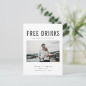 Funny Free Drinken Wedding Photo Save the Dates Aankondigingskaart (Staand voorkant)