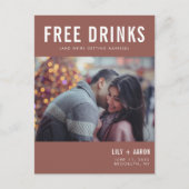 Funny Free Drinken Wedding Rust Photo Save the Dat Aankondigingskaart (Voorkant)