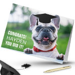 Funny French Bulldog Dog Photo Afstuderen Kaart<br><div class="desc">De PAWfect-afstuderen-kaart voor alle hondenliefhebbers. Op de voorzijde staat een schattige Franse Bulldog met een dop voor graduatie en tekst waarop staat: "Gefeliciteerd - NAAM - Je hebt het gedaan!" U kunt uw eigen hondenfoto uploaden en al tekst aanpassen. De binnenkant heeft een kleine zwarte graduatie dop en 2 lijnen...</div>