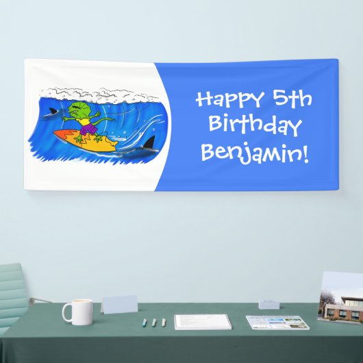 Funny frilly nek lizard surfende cartoon spandoek (Beurs)