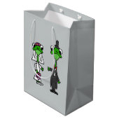 Funny Frog Bride en Groom Gift Bag Medium Cadeauzakje (Achterkant Gekanteld)