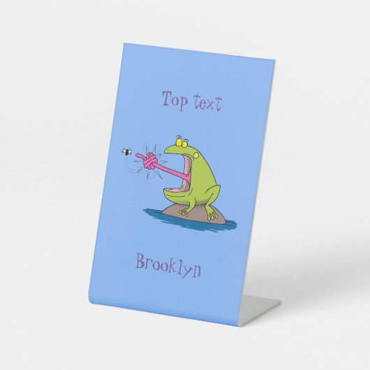 Funny frog en cartoon reclamebord met voetstuk (Voorkant)