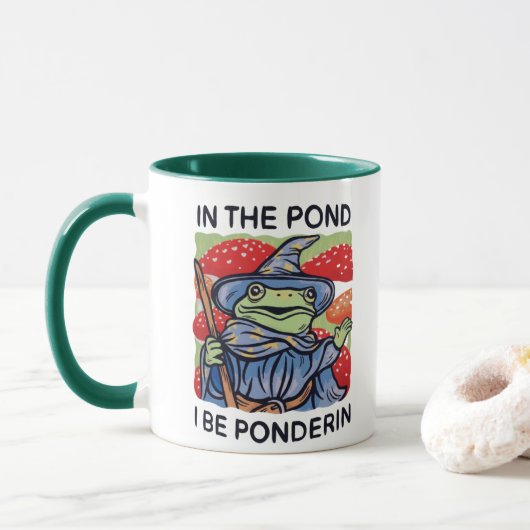Funny Frog Mug – In the Pond Be Ponderin Mok (Met donut)
