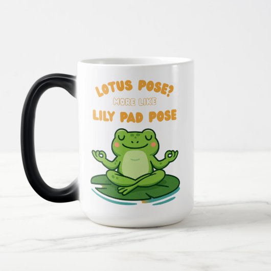 Funny Frog Yoga Cartoon Lotus Lily Pad Pose Design Magische Mok (Links)