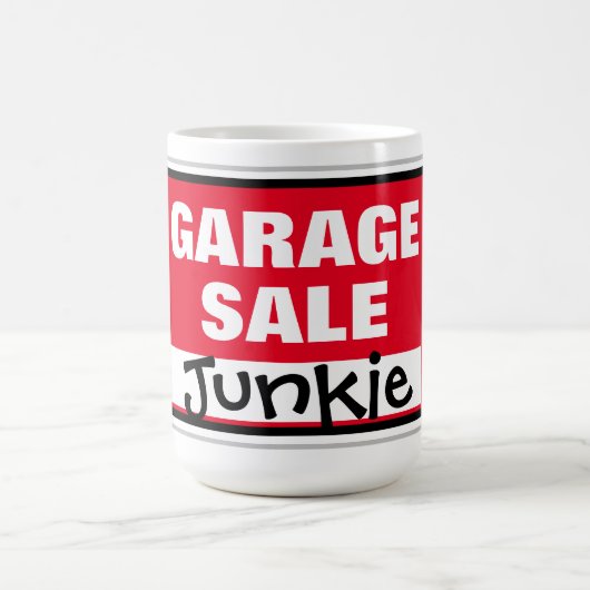 Funny Garage Sale Junkie Koffiemok (Center)