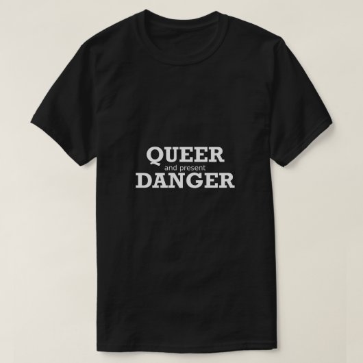 Funny Gay Shirt LGBTQ Queer Cadeau Danger Gift (Design voorkant)