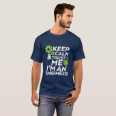 Funny Geek T-shirt Keep Calm en vertrouw op een in (Voorkant volledig)