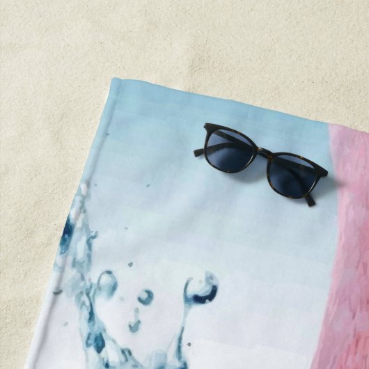 Funny Gekke Roze Flamingo neemt een druppel Strandlaken (In situ)