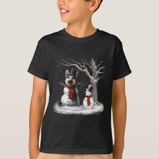 Funny German Shepherd Dog In The Snow Tree Christm T-shirt (Voorkant)