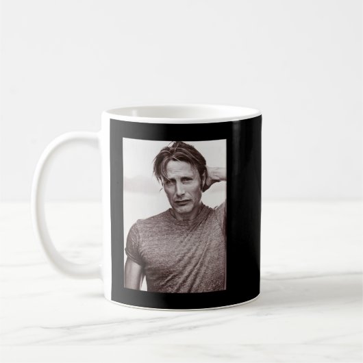 Funny Gifts Mikkelsen Danish Mads Actor Retro Wav Koffiemok (Links)