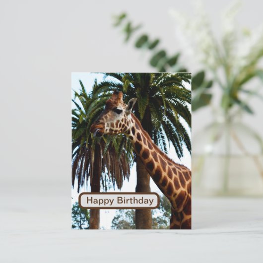 Funny Giraffe die een frambozen geeft, Briefkaart (Staand voorkant)