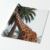Funny Giraffe die een frambozen geeft, Cadeaupapier (Uitgerold)