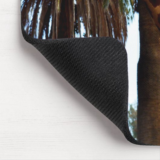 Funny Giraffe die een frambozen geeft, Muismat (Hoek)