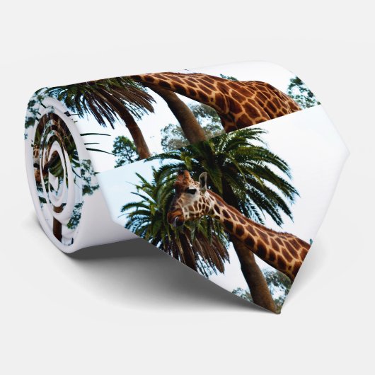 Funny Giraffe die een frambozen geeft, Stropdas (Opgerold)