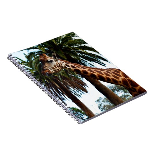 Funny Giraffe Raspberry Notitieboek (Rechterzijde)