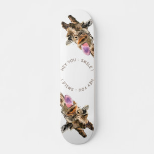 Funny Giraffe Tongue Out and Playful Wink - Fun Persoonlijk Skateboard