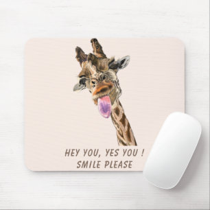 Funny Giraffe Tongue Out en Playful Wink Cartoon Muismat