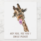 Funny Giraffe Tongue Out en Playful Wink Cartoon Wijn Etiket (Enkel label)