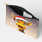 Funny giraffe wearing a Santa hat Etui (Open)