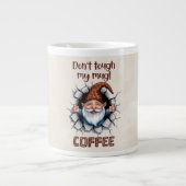 Funny Gnome Coffee Mug – “Don’t Touch My Mug Grote Koffiekop (Voorkant)