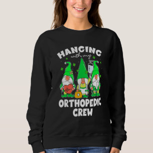 Funny Gnome Hangen met orthopedisch zuster St Patr Trui