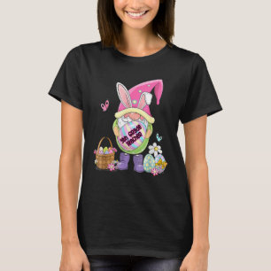 Funny Gnome Holding Paaseieren 5e graad leraar T-shirt