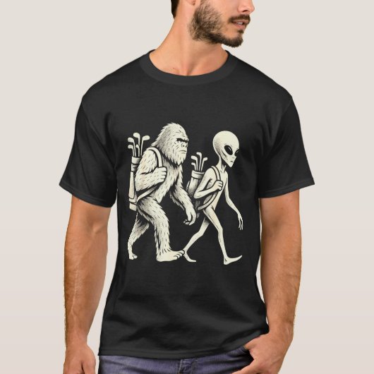 Funny Golf Bigfoot Sasquatch Alien Ufo Golfer  T-shirt (Voorkant)