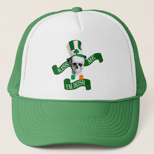 Funny gothic skull Irish St Patrick's day Trucker Pet (Voorkant)