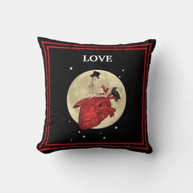 Funny Gothic Steampunk love heart throw pillow Kussen (Voorkant)