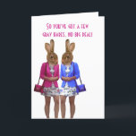 Funny gray hairs verjaardagskaart kaart<br><div class="desc">Maak deze grappige,  grappige,  fascinerende,  gekke konijnenkonijnenmeisjes gemakkelijk gepersonaliseerd in blauw en roze,  met plezier,  zodat je een paar grijze haren/hares tekst hebt,  met je eigen gepersonaliseerde groet om een unieke douanekaart voor haar te maken. Pas de grootte of de positie van het lettertype aan.</div>