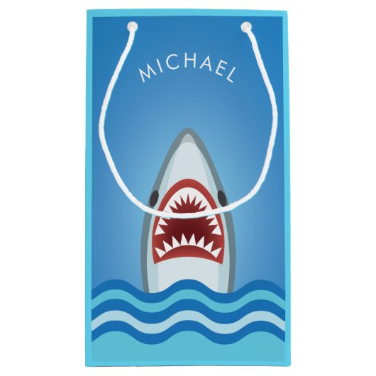 Funny Great White Shark Birthday w/Jouw naam Klein Cadeauzakje (Achterkant)
