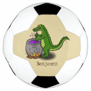 Funny green alligator kook cartoon voetbal
